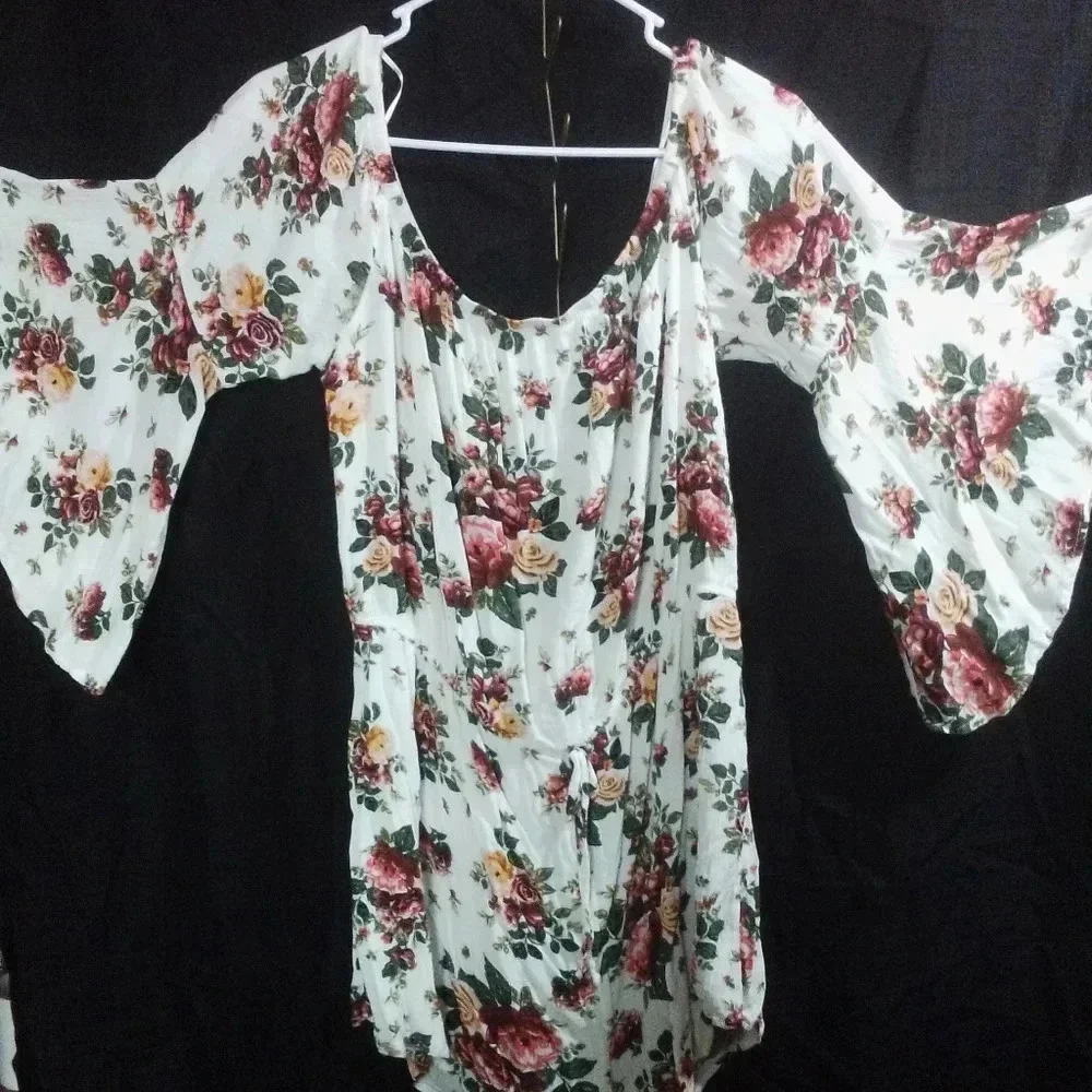 Shirt - Picture 1 of 6